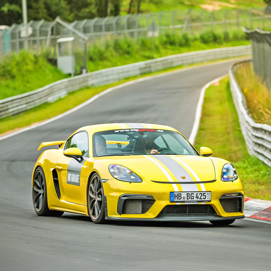 Rent Porsche GT4 MR at the Nürburgring Rent Porsche GT4 MR at the Nürburgring
