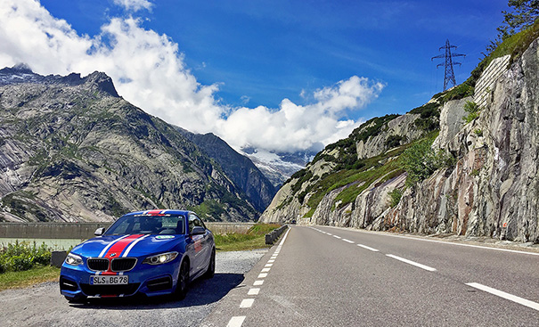 European sportscar tours in the Swiss Alps
